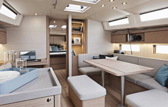 Salon of the Beneteau Oceanis 46