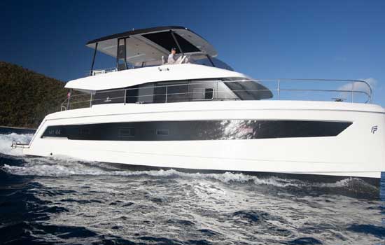 The beautiful Motor Yacht 6 by Fountaine Pajot