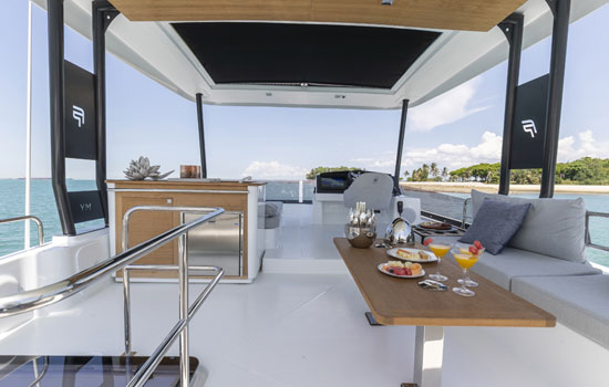 The Flybridge of the Fountaine Pajot Motor Yacht 5 is the perfect place for lunch