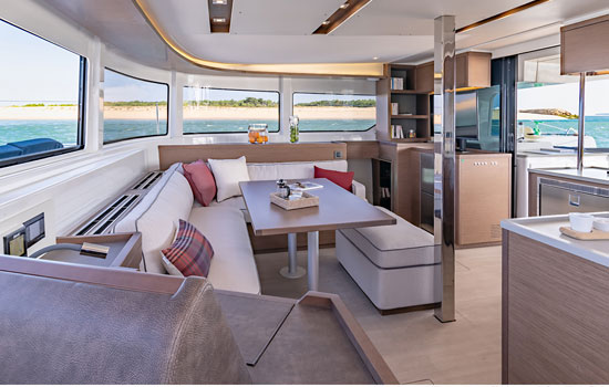 Spacious Salon with panoramic view