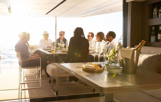 Cockpitt of the Leopard 5200