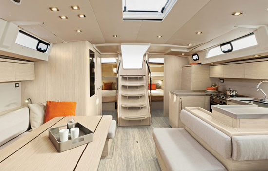 Interior of the Oceanis 51.1