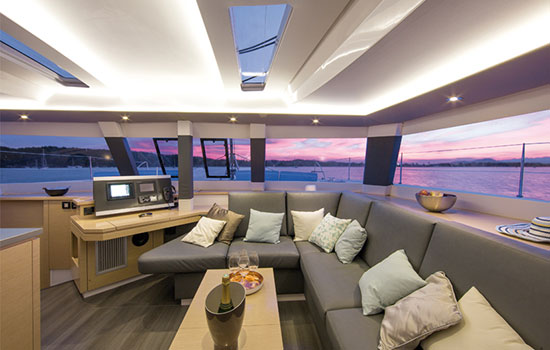 The saba 50 has a large salon with panoramic view