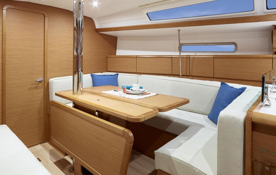 Saloon of the Sun Odyssey 389