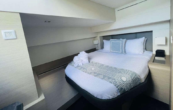 The Fountaine Pajot Alegria 67 features 4 double cabins