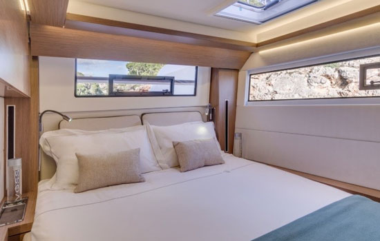The lagoon 46 features 3 double cabins