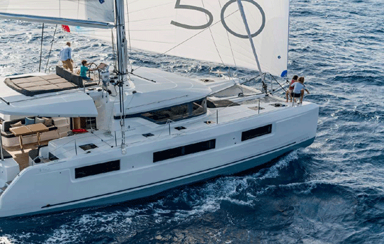 Sailing the Lagoon 50