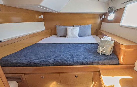 This yacht features 4 Queen berths, full A/C, ensuite toilets and wet heads.