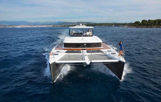 Excellent performance motor yacht