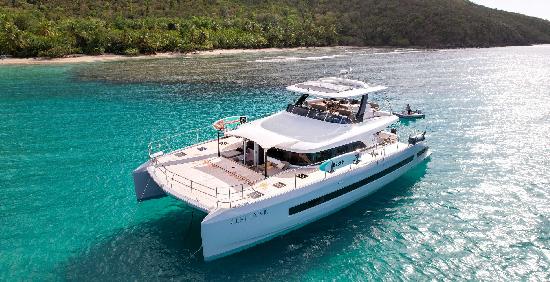 The beautiful Lagoon 67