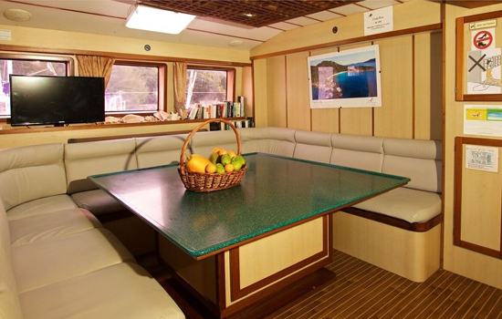 Salon of the Mojito 82