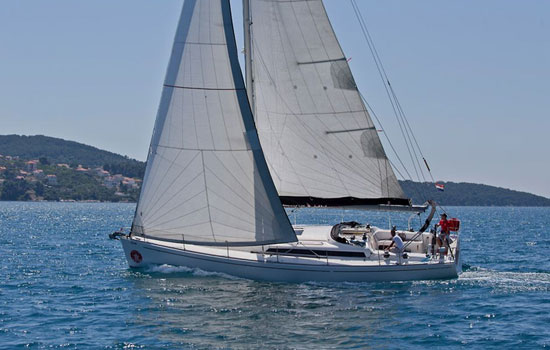 The Salona 44