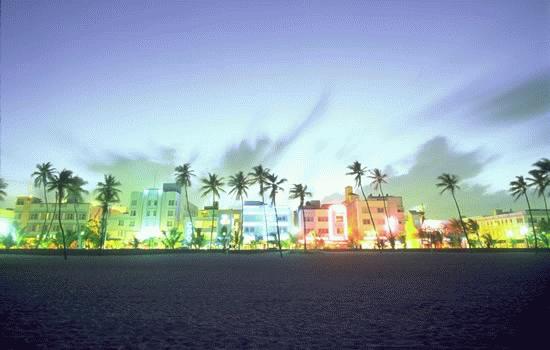 Miami's lively Ocean Drive