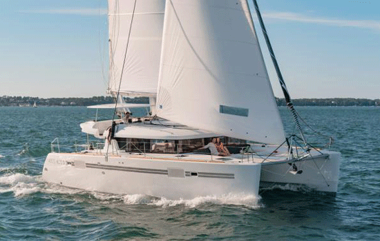 Fort Lauderdale Boat Rental: Lagoon 450 Catamaran From $7,350/week 3 cabin/3 head sleeps 9 Air