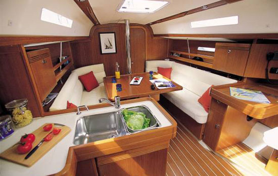 Bright and elegant salon of the Dufour 340