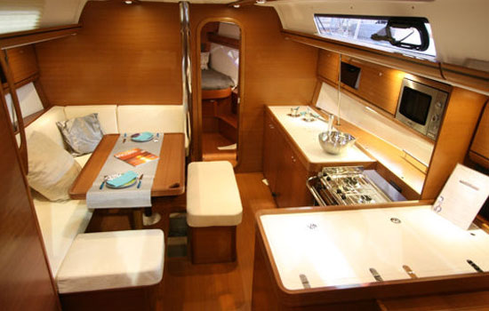 Comfortable salon of the Dufour 405