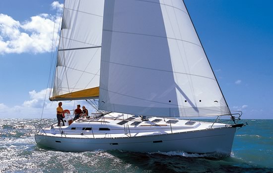 The beautiful Beneteau 39 at sail