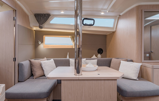 Spacious and elegant interior of the Oceanis 41.1