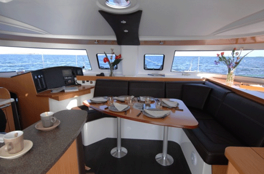 Spacious and elegant salon of the Lipari 41