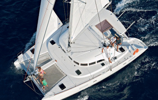 Seychelles Yacht Charter: Lagoon 380 From €3,250/week 3 cabin/2 head sleeps 6/8
