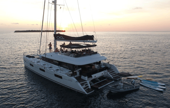 Seychelles Yacht Charter: Lagoon 620 From €24,000/week 5 cabin/5 head sleeps 12 Air Conditioning, Generator