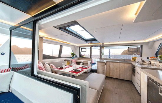 Salon on the Leopard 4500 L