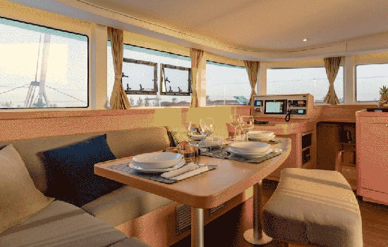 Comfortabe and spacious salon of the Lagoon 42