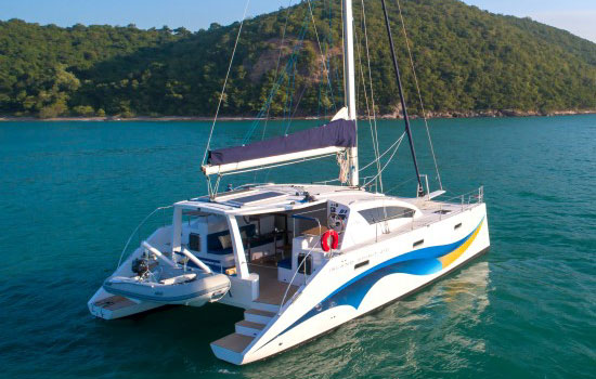 The lovely Island Spirit 410