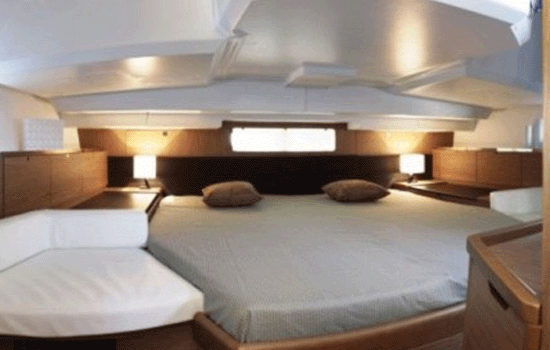 The Sun Odyssey 44 DS features 3 double cabins